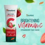 Himalaya Brightening Vitamin C Strawberry Face Wash 100ml - Image 4