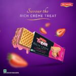 Britannia Treat Strawberry Creme Wafers - Image 3