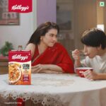 Kellogg's Corn Flakes Real Almond & Honey - Image 5