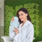 Whisper Ultra No Gap No Leaks Curve Wear Sanitary Pads XL+ 50 Pads - Image 5